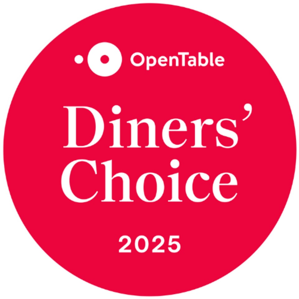 Red circular OpenTable Diners' Choice 2025 award logo.